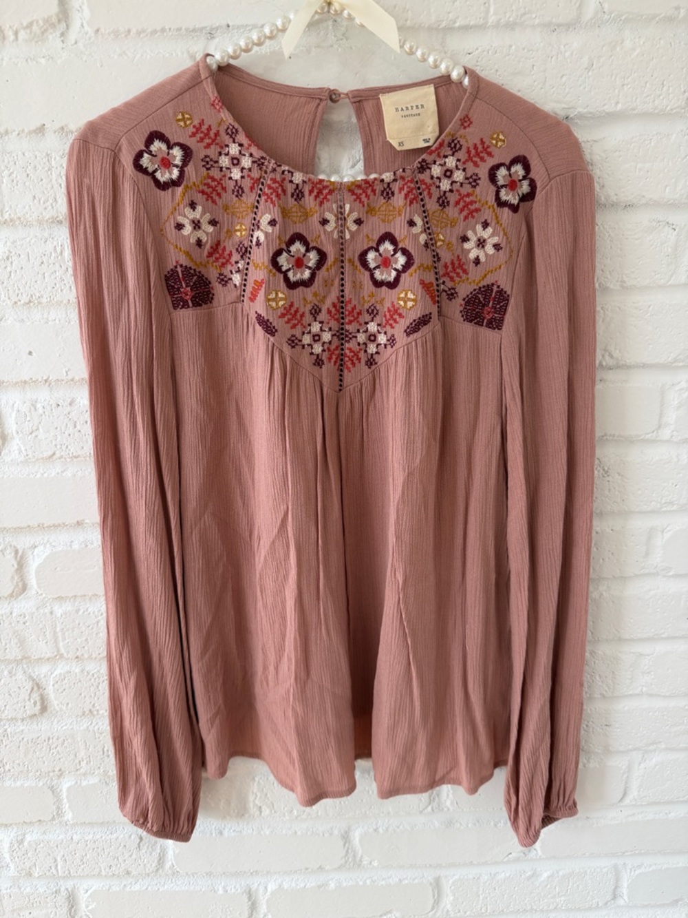Francesca's Collections Dusty Rose Embroidered Peasant Top